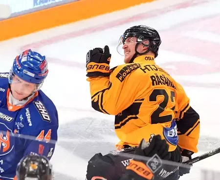 Viime sekuntien kohutuomiota kelailtiin videoilta Tampereella – KalPan leiristä suorat sanat