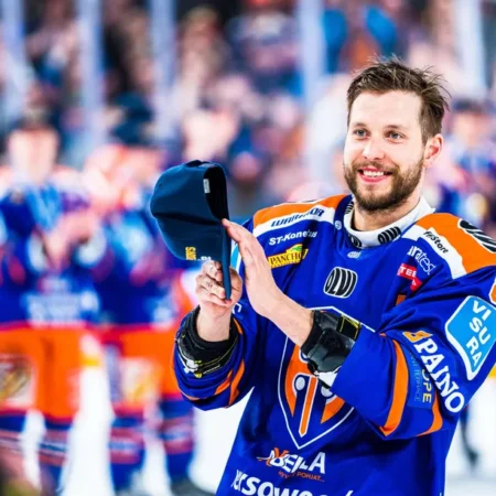 Tapparan legendalle suuri kunnianosoitusJukka Peltolan paita jäädytetään ja nostetaan Nokia-areenan kattoon.
